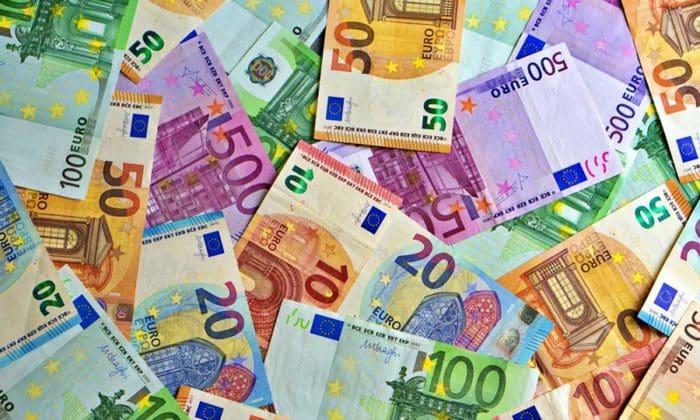 How to Code a Forex Order in Python
