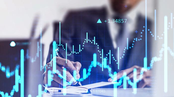 Recession Or Resilience? Trading Strategies For A Split Market