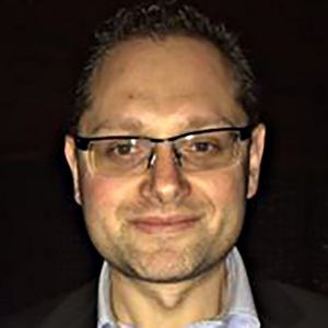 headshot Dmitry Pargamanik