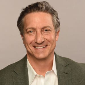 headshot Caleb Silver