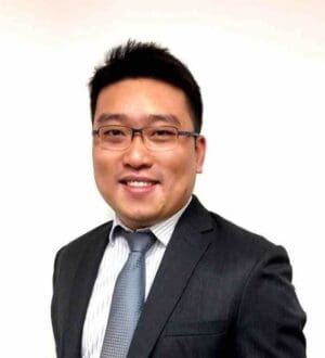 headshot Yujun Lin