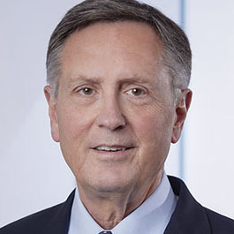 headshot Richard Clarida