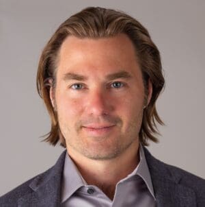 headshot Preston Caldwell