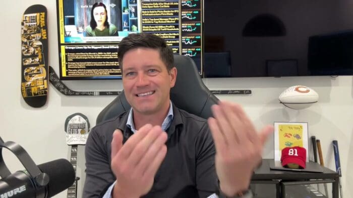 Gold Surges Above $4000! Will a Court Ruling Crash it? Silver Jumps 1%