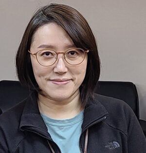 headshot Sabrina Wang