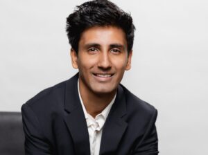 headshot Vrushabh Doshi